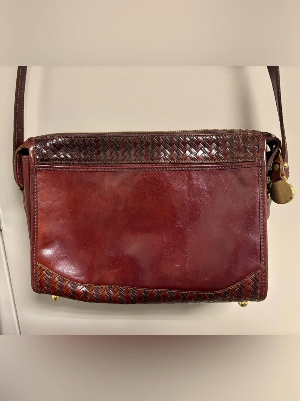 Vintage Brahmin Crossbody Bag featuring rich brown leather with woven details - Picture 13 of 14